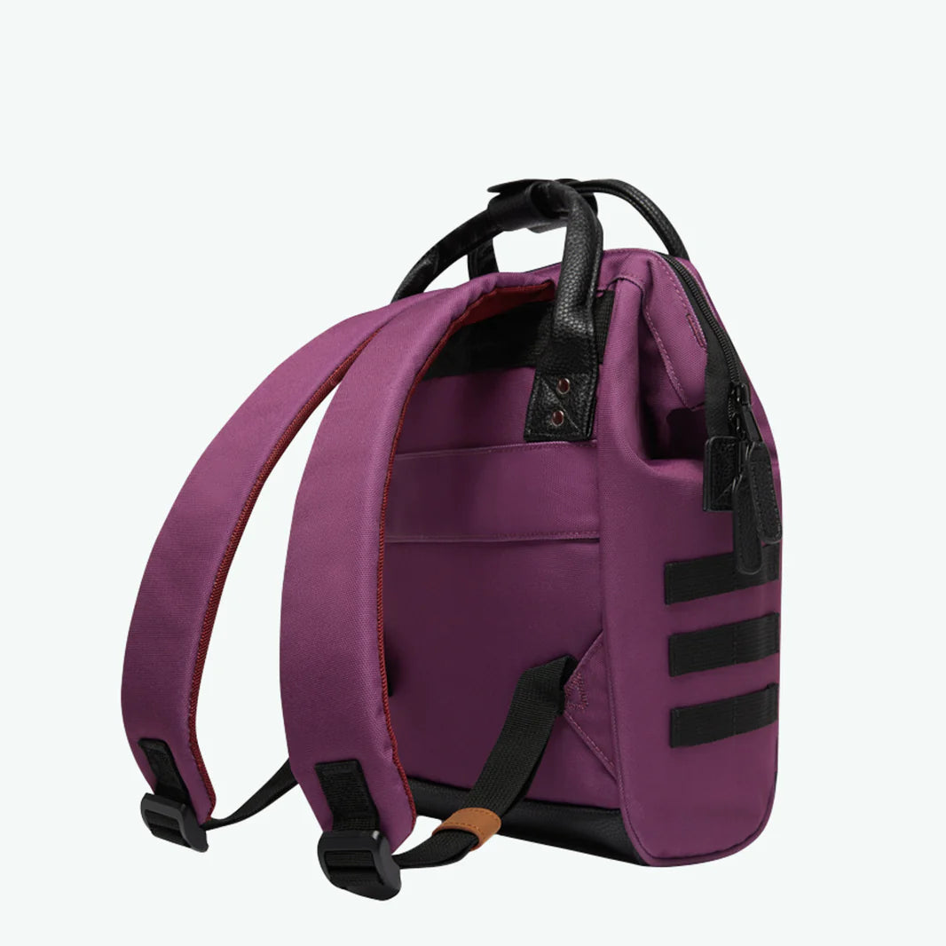 Cabaïa Adventurer Backpack - Singapour-Backpacks and bags-troggs.com