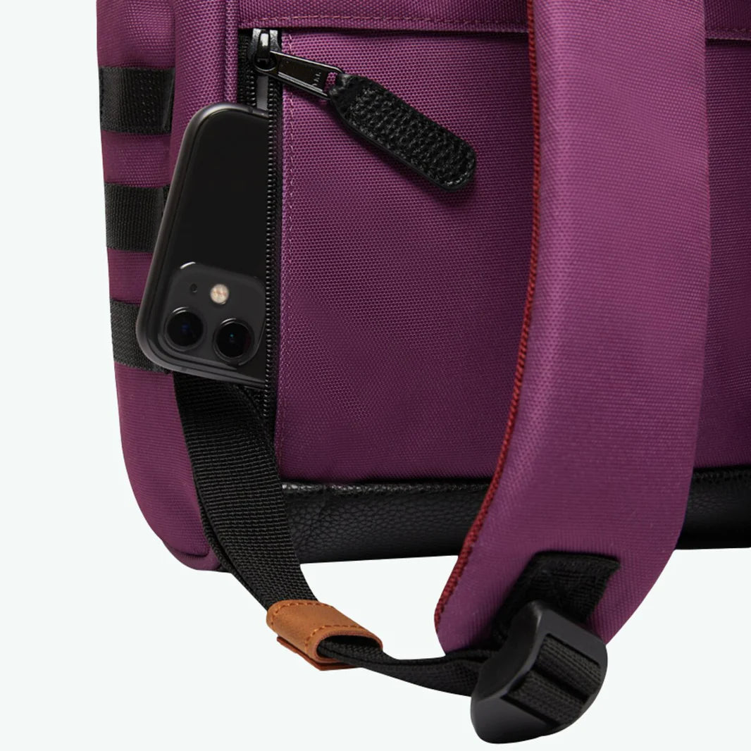 Cabaïa Adventurer Backpack - Singapour-Backpacks and bags-troggs.com