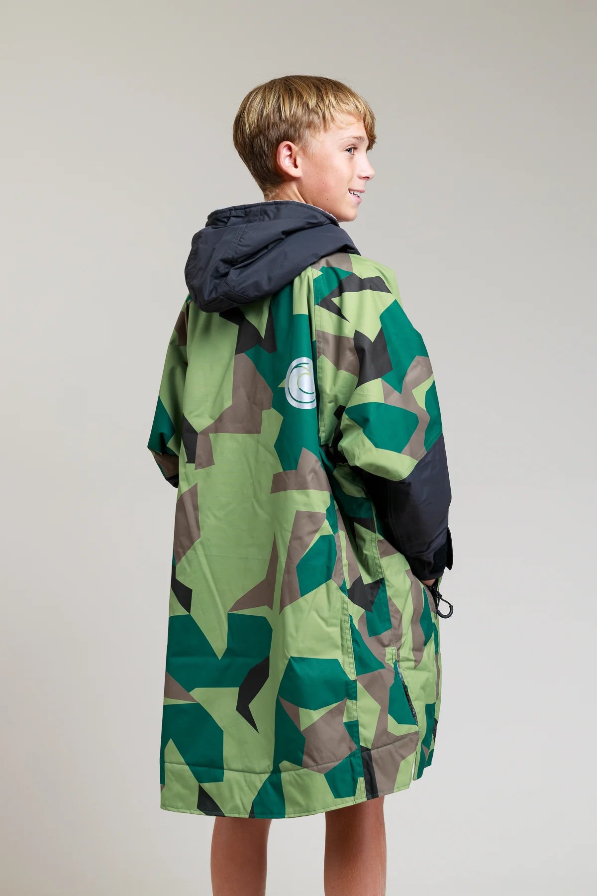 White Water Kids Hard Shell Changing Robe - Camo